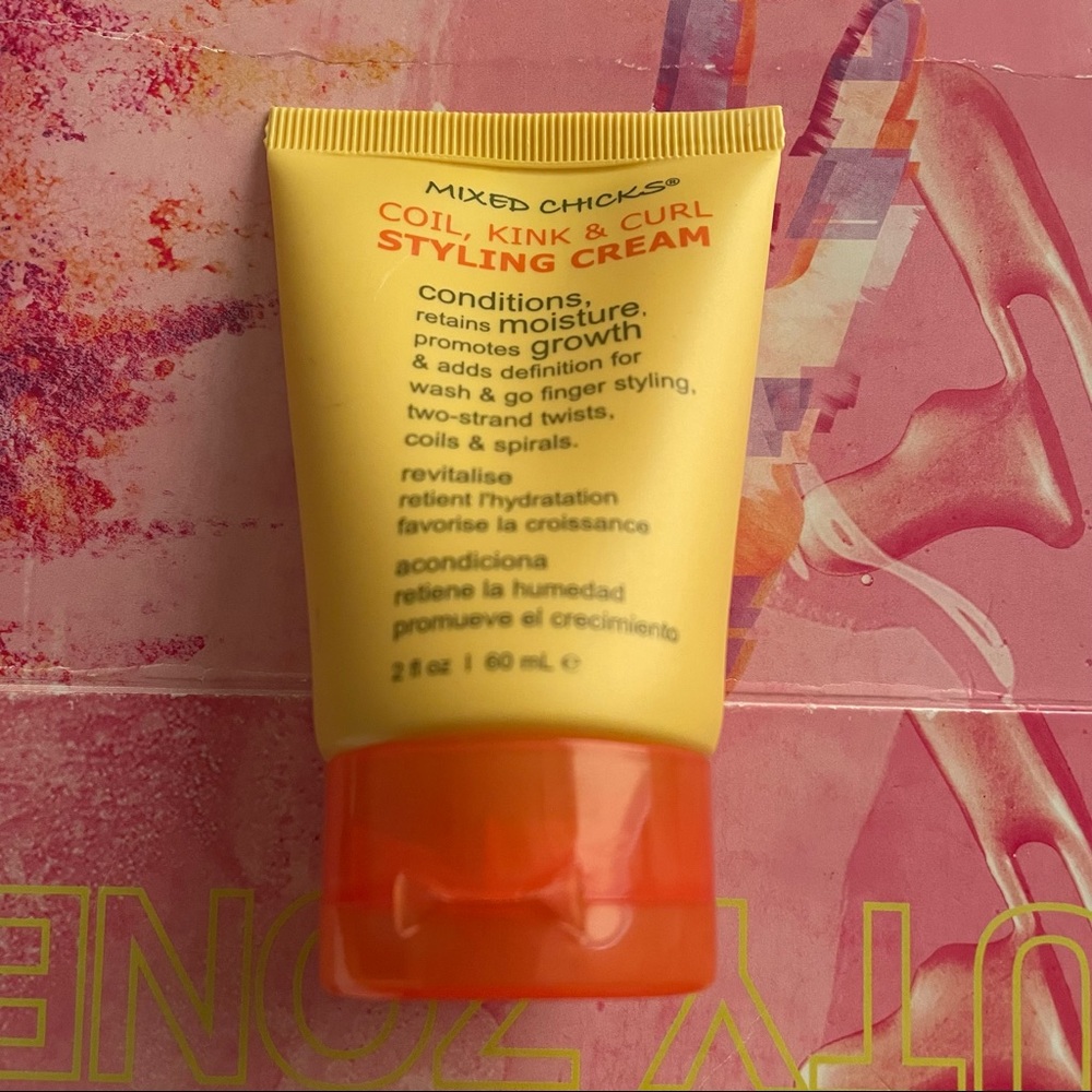 5 for $25! Mixed Chicks Coil Kink Style Cream